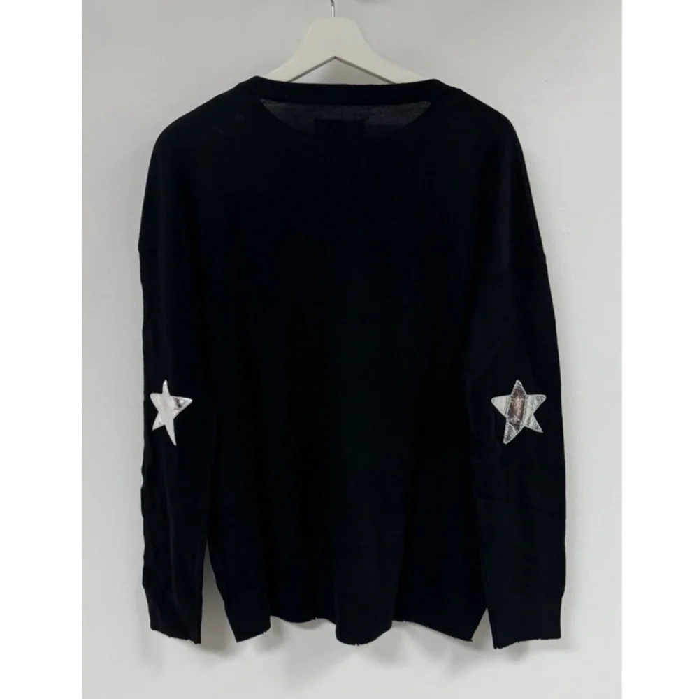 Zadig & Voltaire Cece Star Patch Cashmere Sweater in Black. - Picture 6 of 11